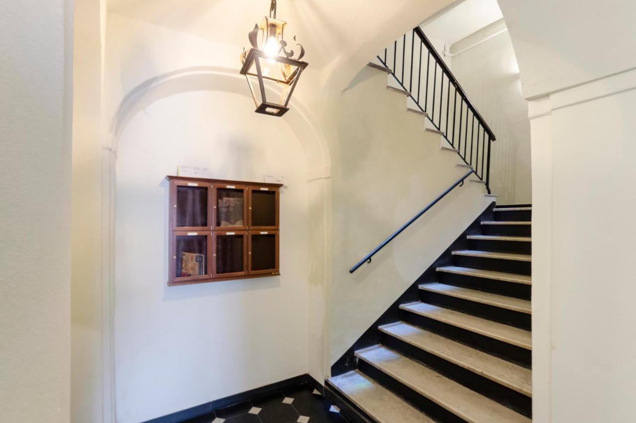 Mazzini 43 Apartment 85 Mq 2B/1B & Parking Rapallo Luaran gambar